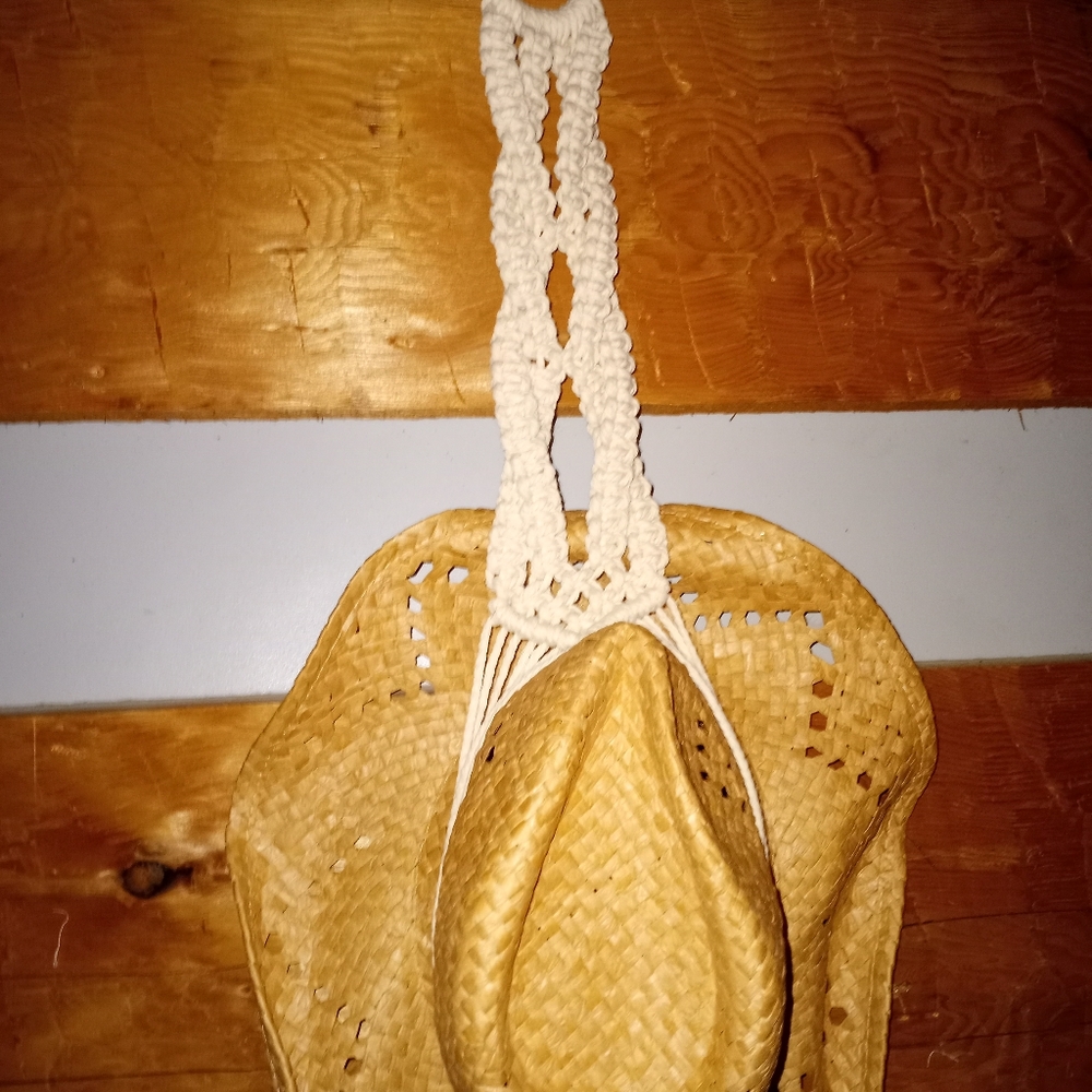 Macrame hat hanger